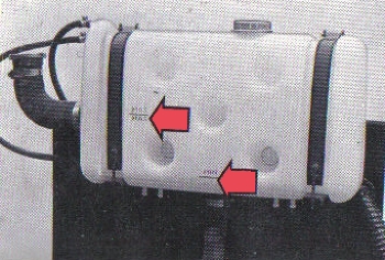 Volvo B10M Mk I Engine coolant reserve tank level check